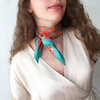 Vierkanten zijden sjaal met color blocking kleuren