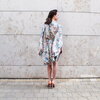 Gebloemde zijden kaftan
