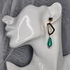 Statement oorbellen met polaris en Swarovski - emerald green