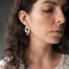 Atena | Moderne Oorbellen – Lichtgewicht Polymeerklei & Hypoallergene Roestvrijstalen Stekers voor Gevoelige Oren