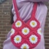 Gehaakte tas 'Fuchsia daisy'