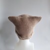 Gehaakte muts met imitatiebont 'Basic beige'