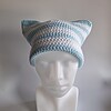 gehaakte muts 'Baby blue & white'