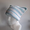 gehaakte muts 'Baby blue & white'