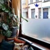 Glas-in-lood zonnevanger: Kraanvogel - oplage van 1000 unieke exemplaren²