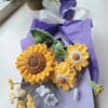 gehaakte zonnebloemen boeket