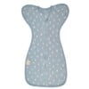 Honeybears Inbakerslaapzak – Slaapzak baby – Inbakerdoek baby – Blauw met wit – Swaddle up - 3 tot 6 maanden - 68 cm – TOG 1.0