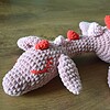 Sleeping Nessy/Slapende Nessy: Een zachte gehaakte knuffel vol Valentijns Liefde: zacht velvet