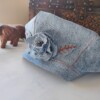 denim baret met bloem