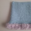Gehaakte muts met imitatiebont 'Baby blue & lilac'