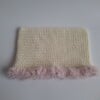 Gehaakte muts met imitatiebont 'Cream & light pink'