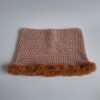 Gehaakte muts met imitatiebont 'Dusty pink & brown'