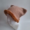 Gehaakte muts met imitatiebont 'Dusty pink & brown'