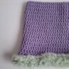 Gehaakte muts met imitatiebont 'Lilac & sage'