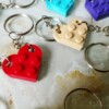 LEGO Hart Sleutelhanger – Handgemaakt Valentijnscadeau voor Koppels, Vriend, Vriendin – Liefdeshart Sleutelhanger