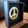 Peace logo 23ct goud verguld kunstwerk in lijst