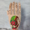 Tattoo hand dame