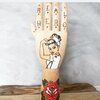 Houten Tattoo Handje - zuster rode roos