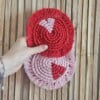 Gehaakte hartjes macrame onderzetter
