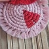 Gehaakte hartjes macrame onderzetter