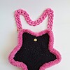 Gehaakte tas 'Black & pink furry star'