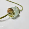 Halsketting van gerecycled glas