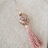 Handgemaakte bloemagaat hanger – edelsteen decoratie voor groei, zelfvertrouwen en positieve energie