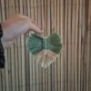 Mintgroene macrame sleutelhanger
