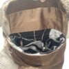 Donker bruine suede schoudertas gemaakt van vintage suede rok met nepbont