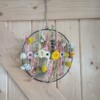 Flowerpowerring met fleurige droogbloemen