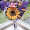 Gehaakte zonnebloem lily boeket