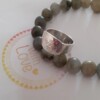 Unieke zilveren ring met gehamerde zegel
