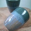 2 keramiek koffiebekers Sage
