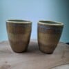 2 keramiek koffiebekers Zand