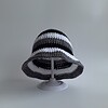 Gehaakt baby zonnehoedje 'Zwart, wit en grijs'