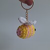 Gehaakte sleutelhanger 'Grapefruit bij'