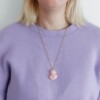 Ketting met roze of blauw eendje