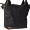 Tassen met een verhaal – Herinneringstassen van vintage kleding & leer Handgemaakt van gerecycled materiaal met emotionele waarde.