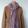 handgeweven aubergine kleurig met subtiele kleurverloop gemaakt shawl