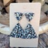 Confetti Kralenoorbellen Winter Woolies – handgemaakt met zwart, blauw, bruin & grijs metallic Miyuki kralen (5 cm)