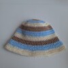 Gehaakt baby zonnehoedje 'Lichtblauw, beige en crème'