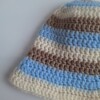 Gehaakt baby zonnehoedje 'Lichtblauw, beige en crème'