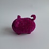Gehaakte knuffel 'Magenta kat'