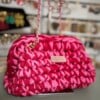 Handgemaakte zomerse clutch van gerecycled materiaal
