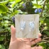 Micro Gehaakte Hortensia Oorbellen – Zacht & Bloemig