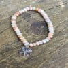 Natuursteen armbanden met bedel, 2 variaties