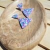 Confetti Kralenoorbellen Pastel Parelmoer – handgemaakt met roze, blauw, wit & paars met parelmoerglans (5 cm)