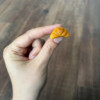 Croissant pin voor tas of kleding
