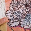 Floral card. Retro 10. Silhouet van bloemen op oud papier