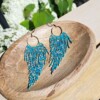 Fringe oorbellen met beachvibe – handgemaakt met Miyuki kralen 